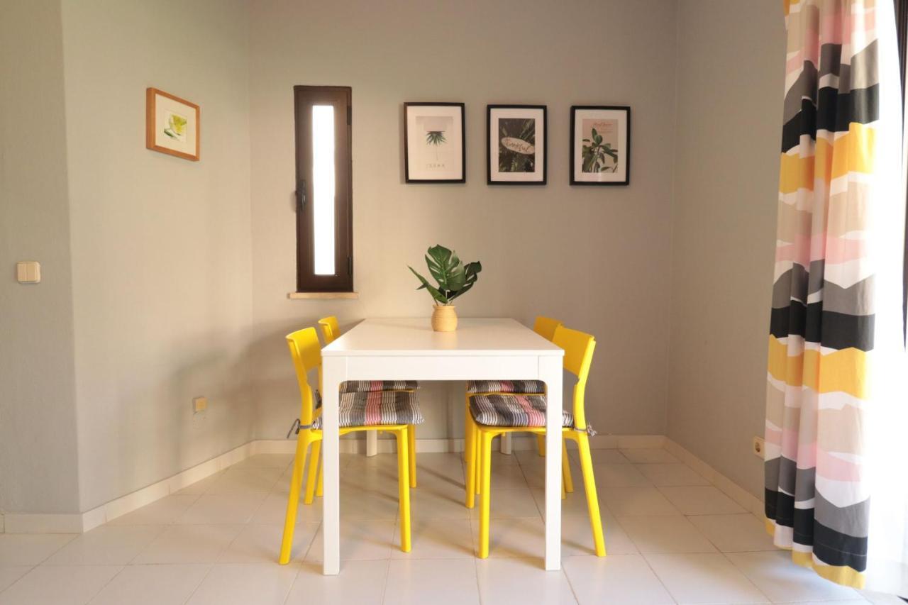 Lovelystay - Cozy 1Br Flat In Alvor With Ac And Balcony Exterior photo