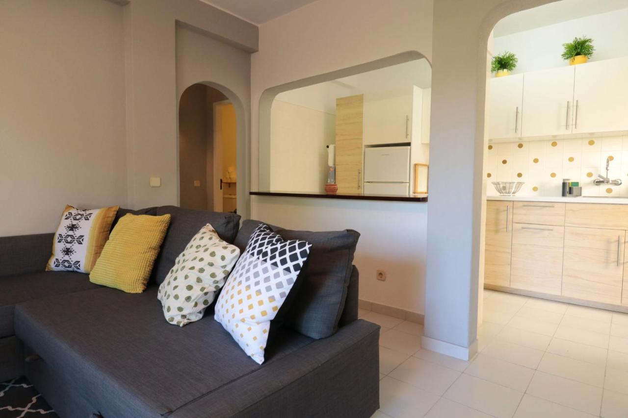 Lovelystay - Cozy 1Br Flat In Alvor With Ac And Balcony Exterior photo
